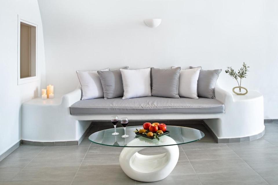 Pegasus Suites & Spa Imerovigli  Bagian luar foto